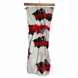 NWT Disney Mickey Mouse Holiday Throw Blanket with Red Accents